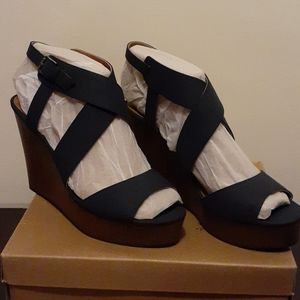 Dark blue wedge sandal
